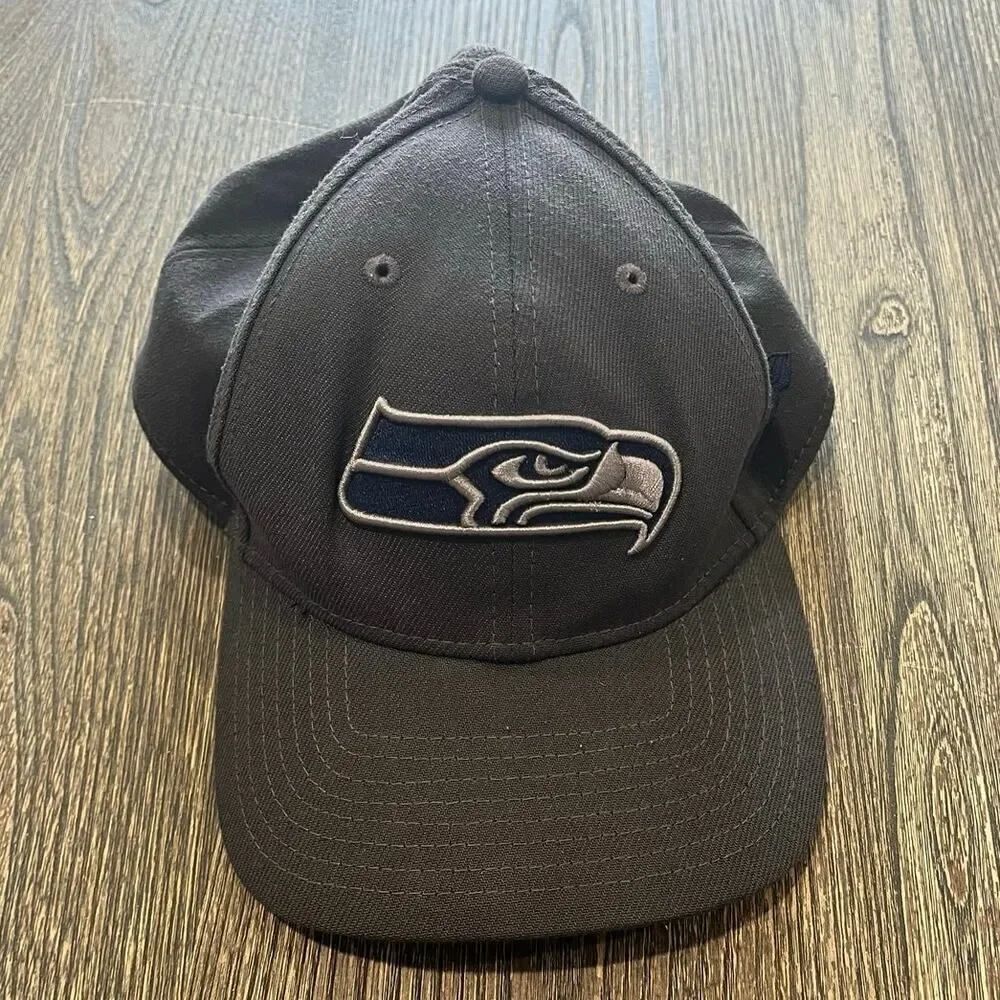 New Era x NFL Seattle Seahawks 39Thirty Hat Cap Embroidered Logo Gray Size L/XL
